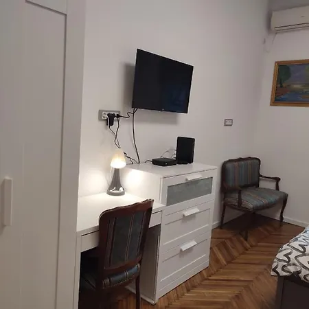 アパート Bulevar Ii *